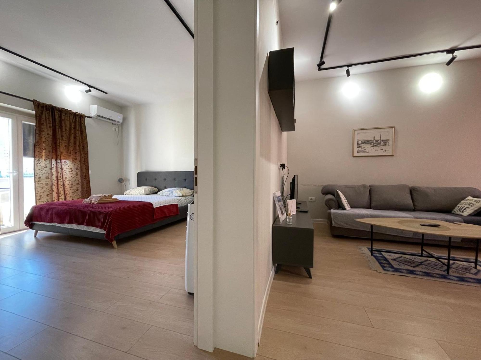 טיראנה Downtown View Modern Apartment מראה חיצוני תמונה