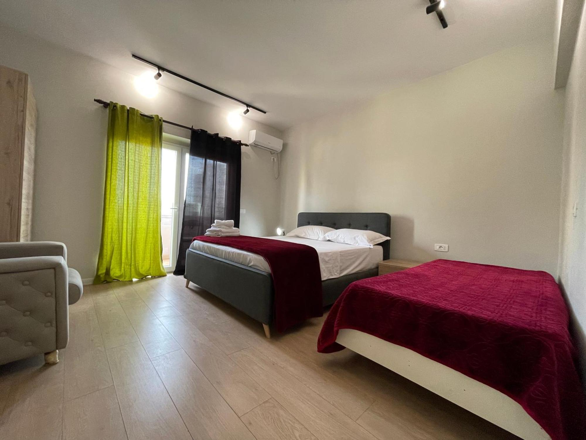 טיראנה Downtown View Modern Apartment מראה חיצוני תמונה