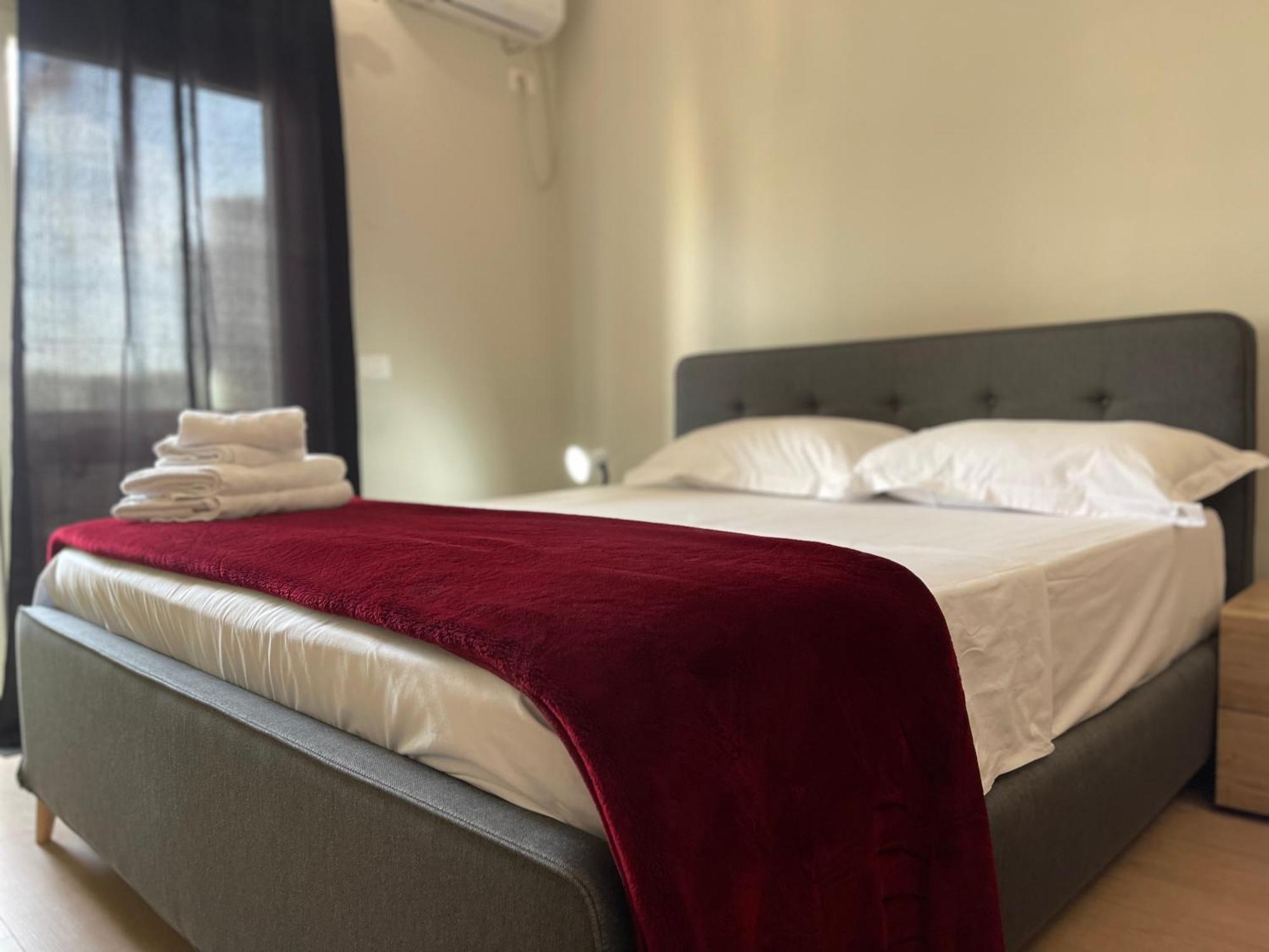 טיראנה Downtown View Modern Apartment מראה חיצוני תמונה