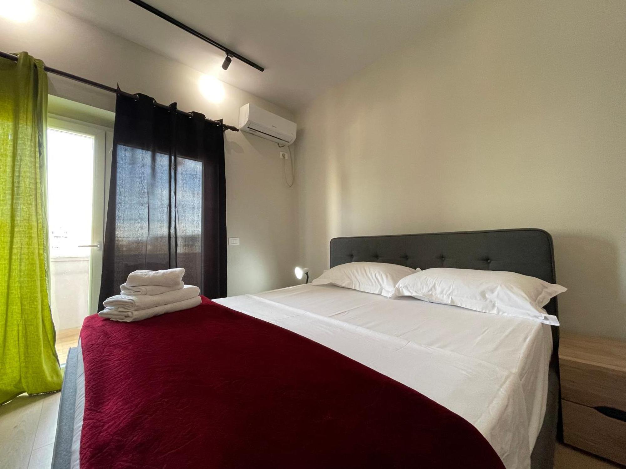 טיראנה Downtown View Modern Apartment מראה חיצוני תמונה